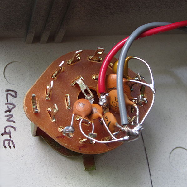 Detail of rotary switch for capacitors